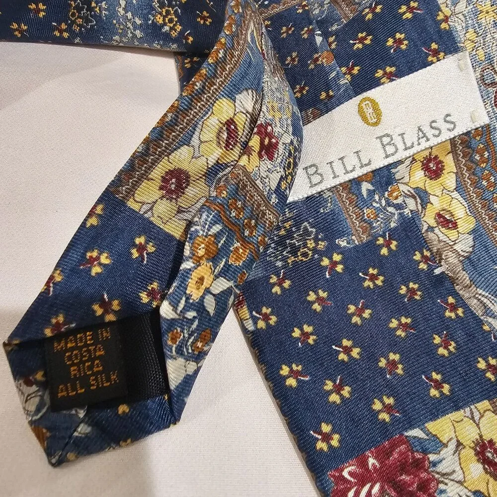 Silk Neckties(3), Van Huesen,Bill‎ Blass, and Calvin Klein Ties (Can seperate)